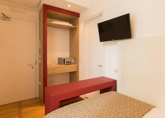Otel Floris