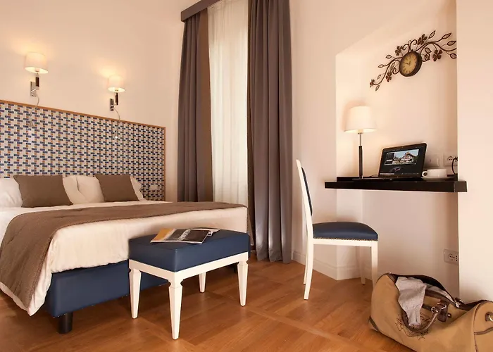 Otel Floris 3*
